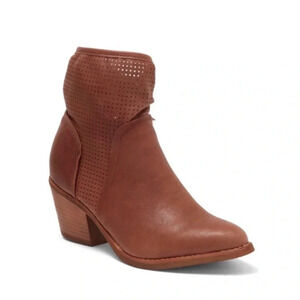 NEW Sofft Abeena Perforated Boots in Brown Leather Size 7 Cafe Bootie laser cut
